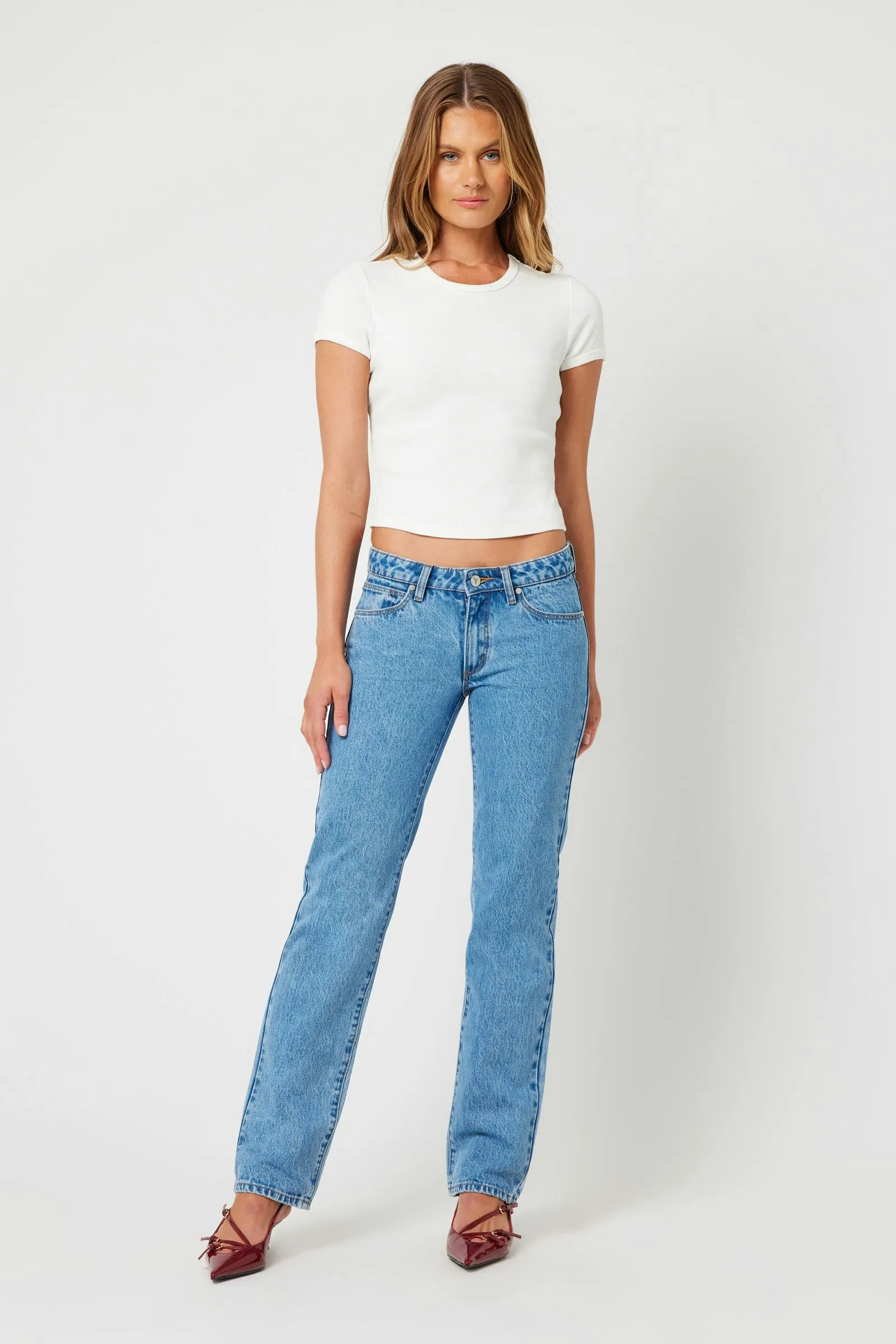 A Brand 99 Low Straight in Katie Organic