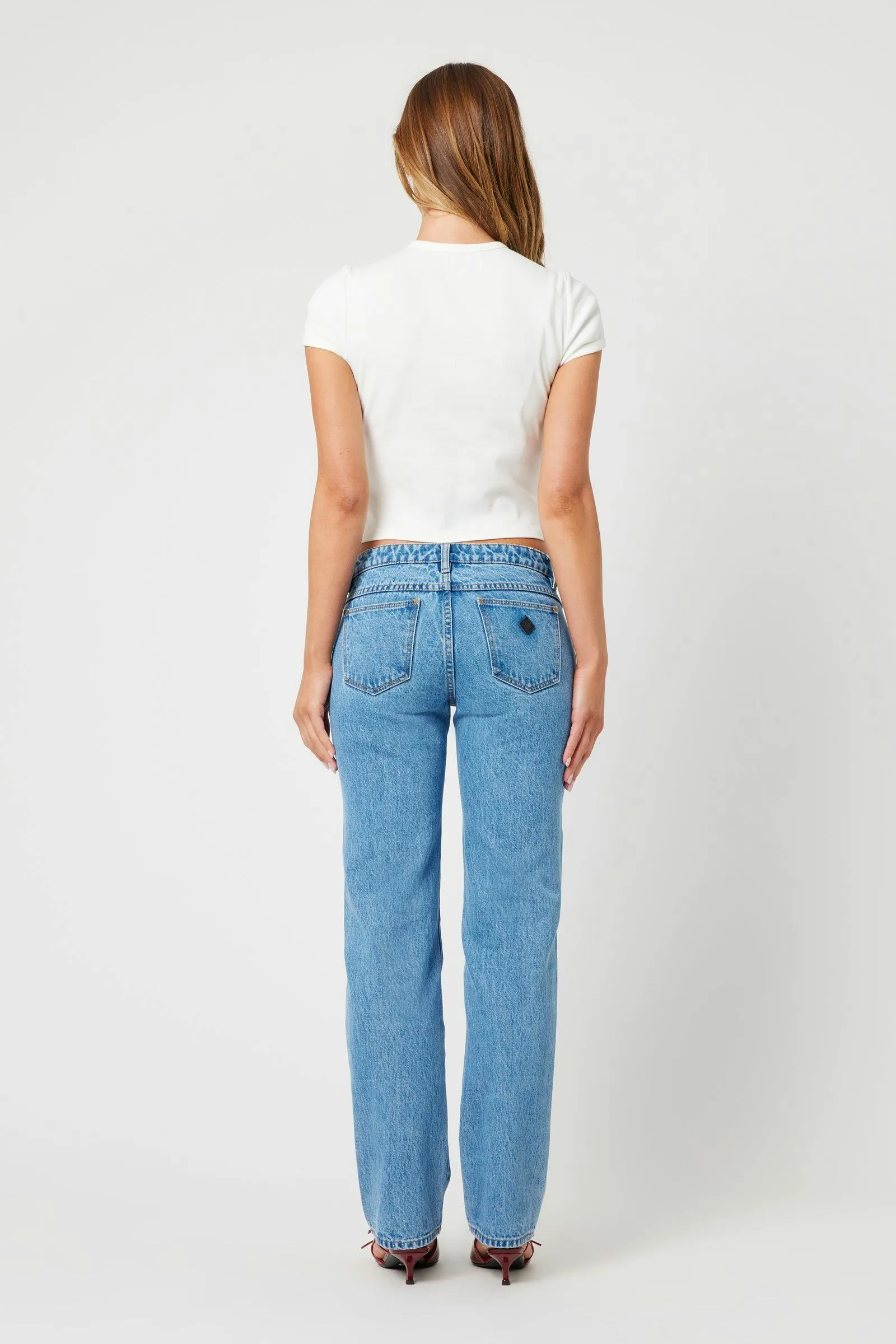 A Brand 99 Low Straight in Katie Organic