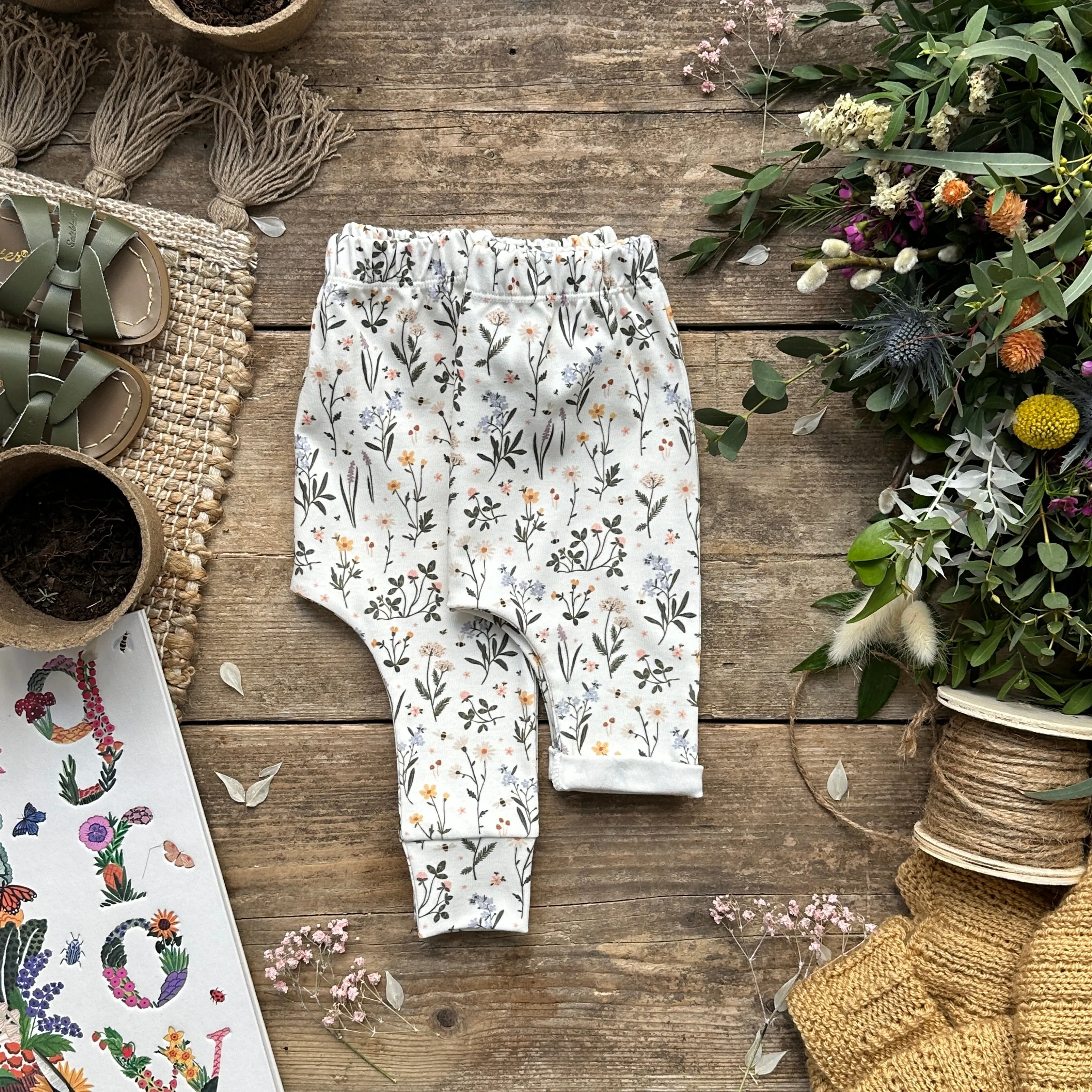 Ditsy Meadow Harem Leggings