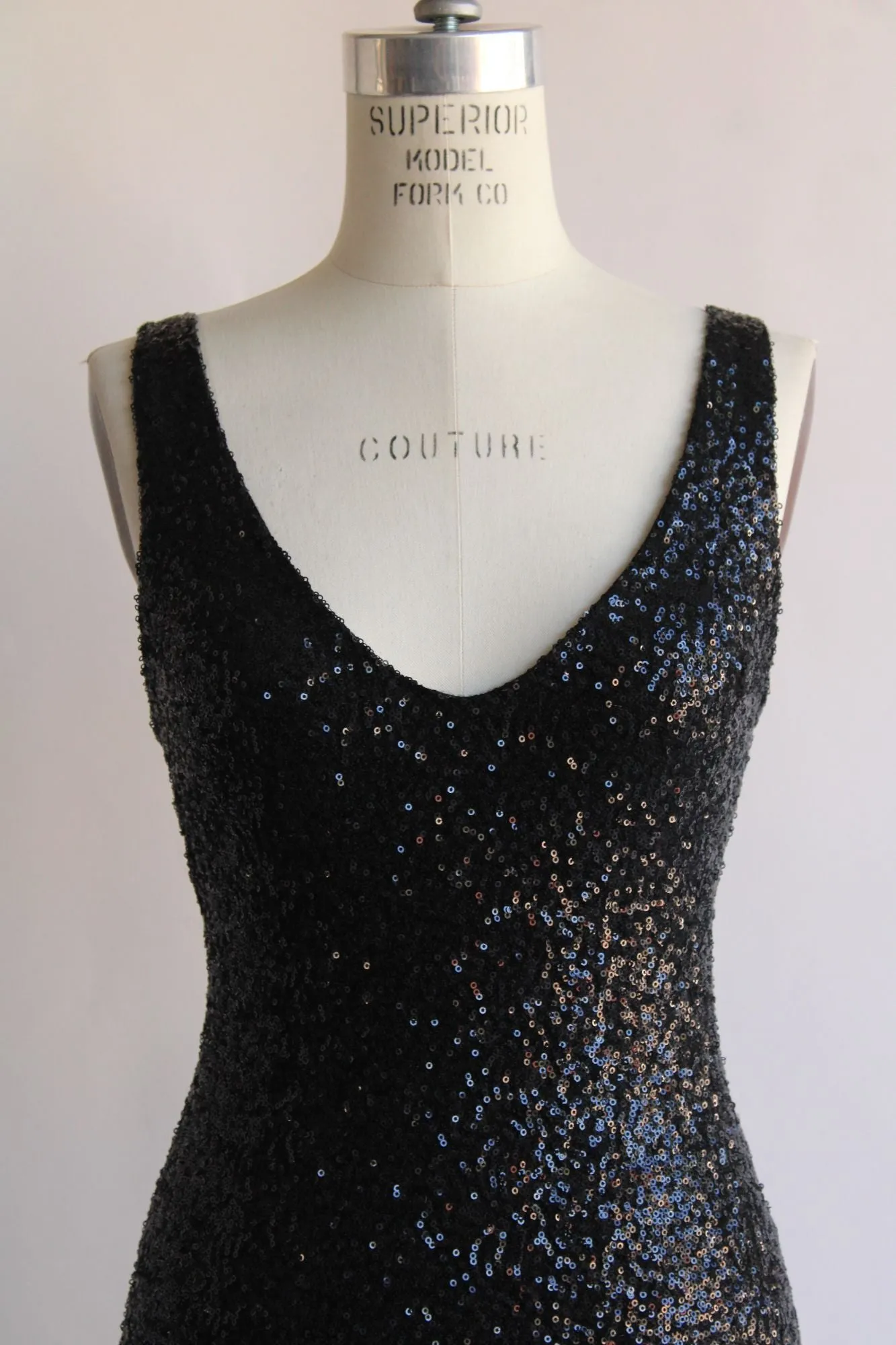 Eight Sixty Womens Dress, Black Sequins, Size Medium, Body Con