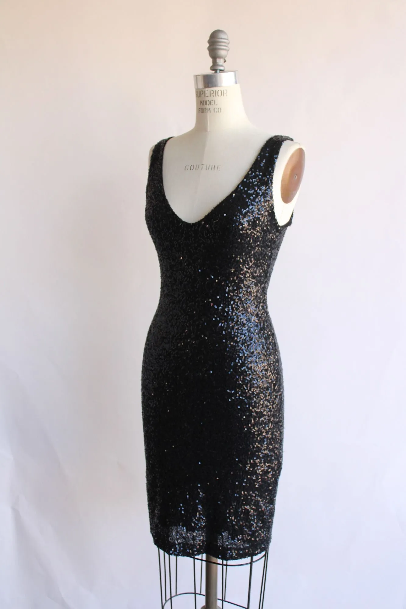 Eight Sixty Womens Dress, Black Sequins, Size Medium, Body Con