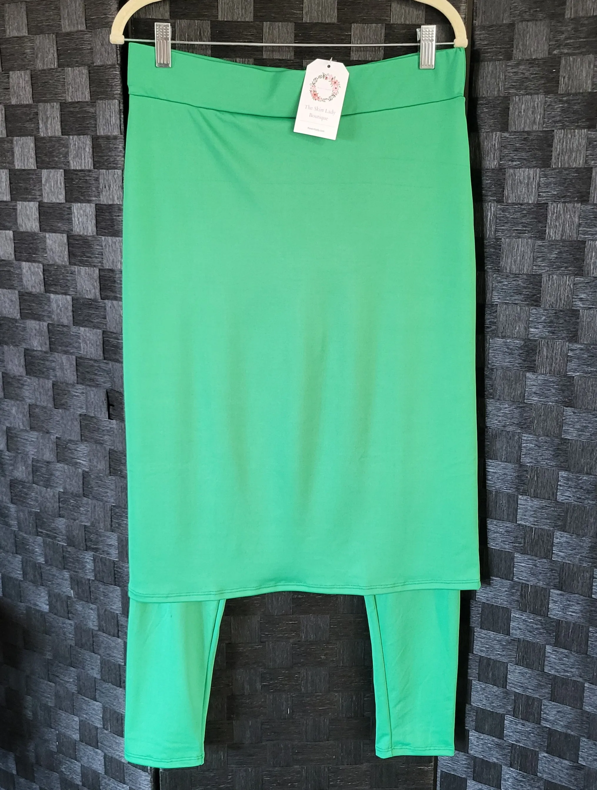 Size Small Kelly Green Athletic Pencil Style Skirt with Built-in  Leggings ATHLESIURE FABRIC