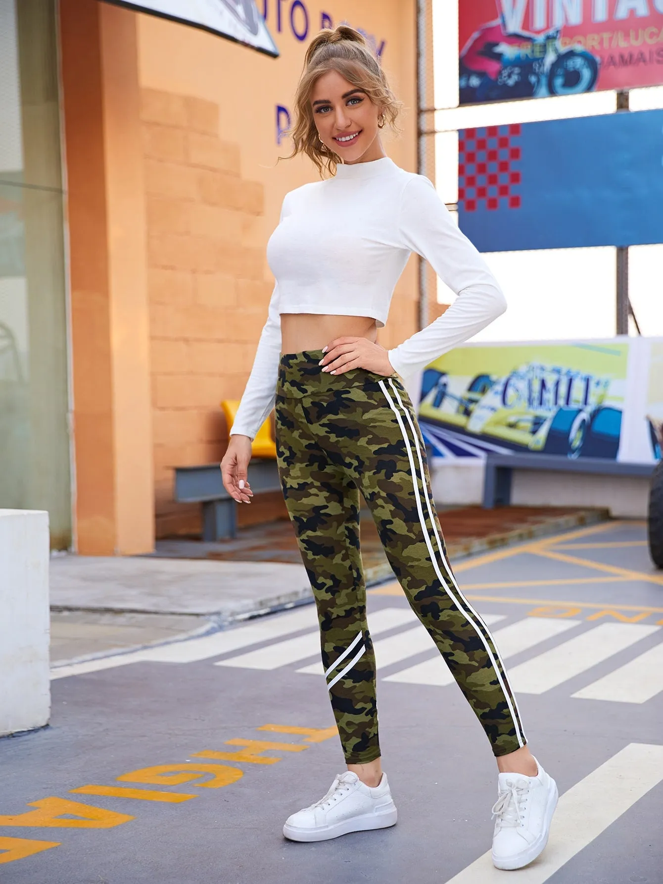 Sporty Camo Side Stripe Cropped Women Leggings