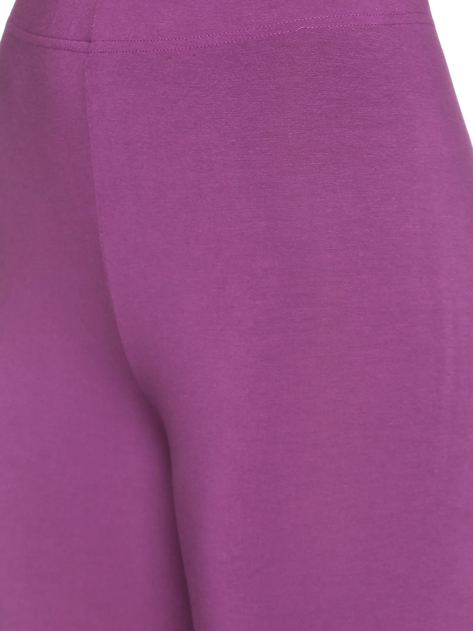 Violet ankle